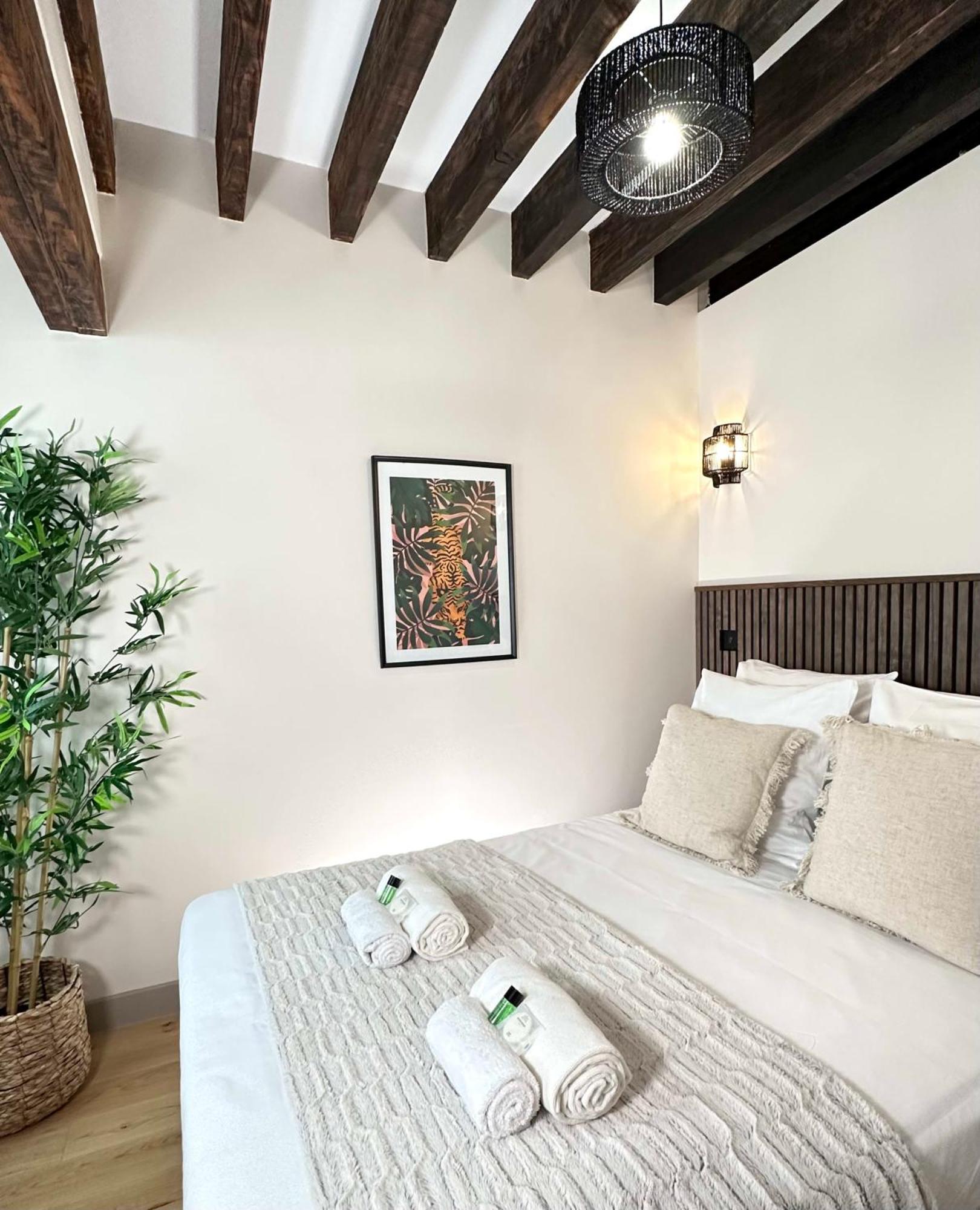 Le Marais' Finest Luxurious Apartment Paris Extérieur photo
